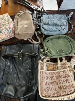 Bundle of purses