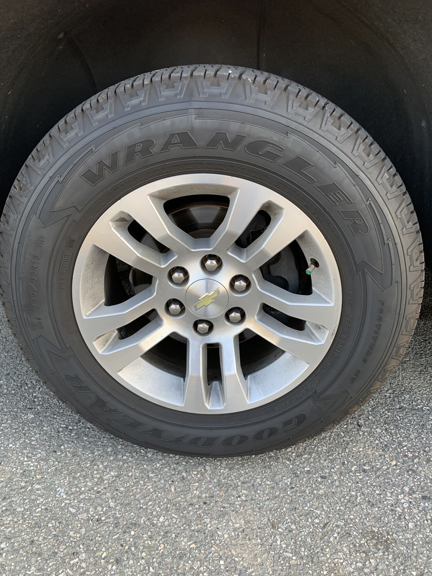 18 inch Chevy Stock Rims with New tires