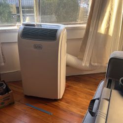 Black and Decker Window AC Unit