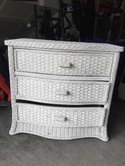Dresser - wicker short dresser 3 drawers