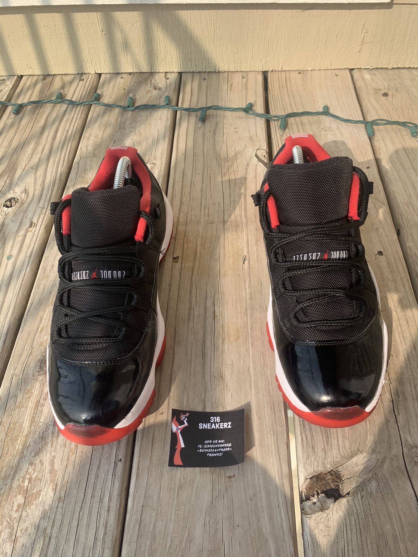 Jordan 11 low Bred