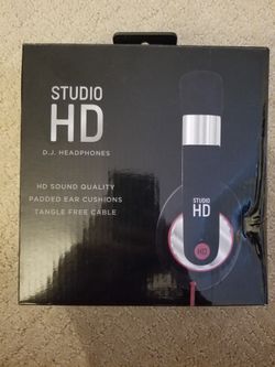 D.J. HEADPHONES