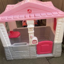 Step 2 toddler cottage