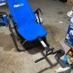 AB Lounge - Exercise Fitness