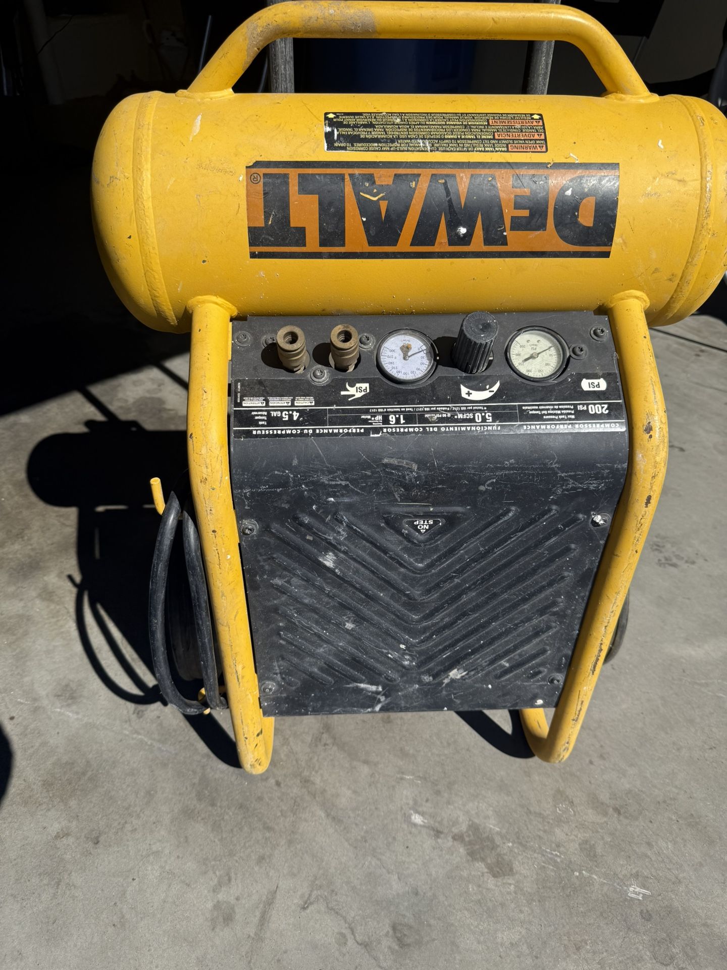 Air Compressor $100