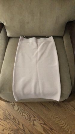 BCBGMaxazaria skirt