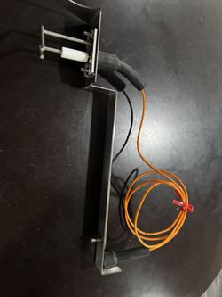 Hayward HAXIGN1931 - Ignitor/Bracket Assembly C10)