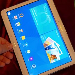 Galaxy Tab 4 Tablet