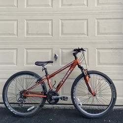 Trek 3 Series Mountain Bike – 13” Frame – 21-Speed – 26” Wheels Bicycle