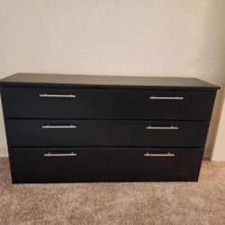 Dresser ⚫️  Cómoda 