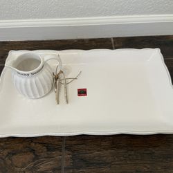 Pancake Platter and Syrup Server 