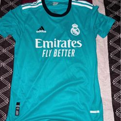 Real Madrid Men’s Authentic Jersey (no Player)