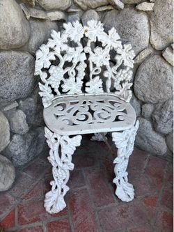 Vintage Victorian Grape Vine Pattern Cast Iron Chair