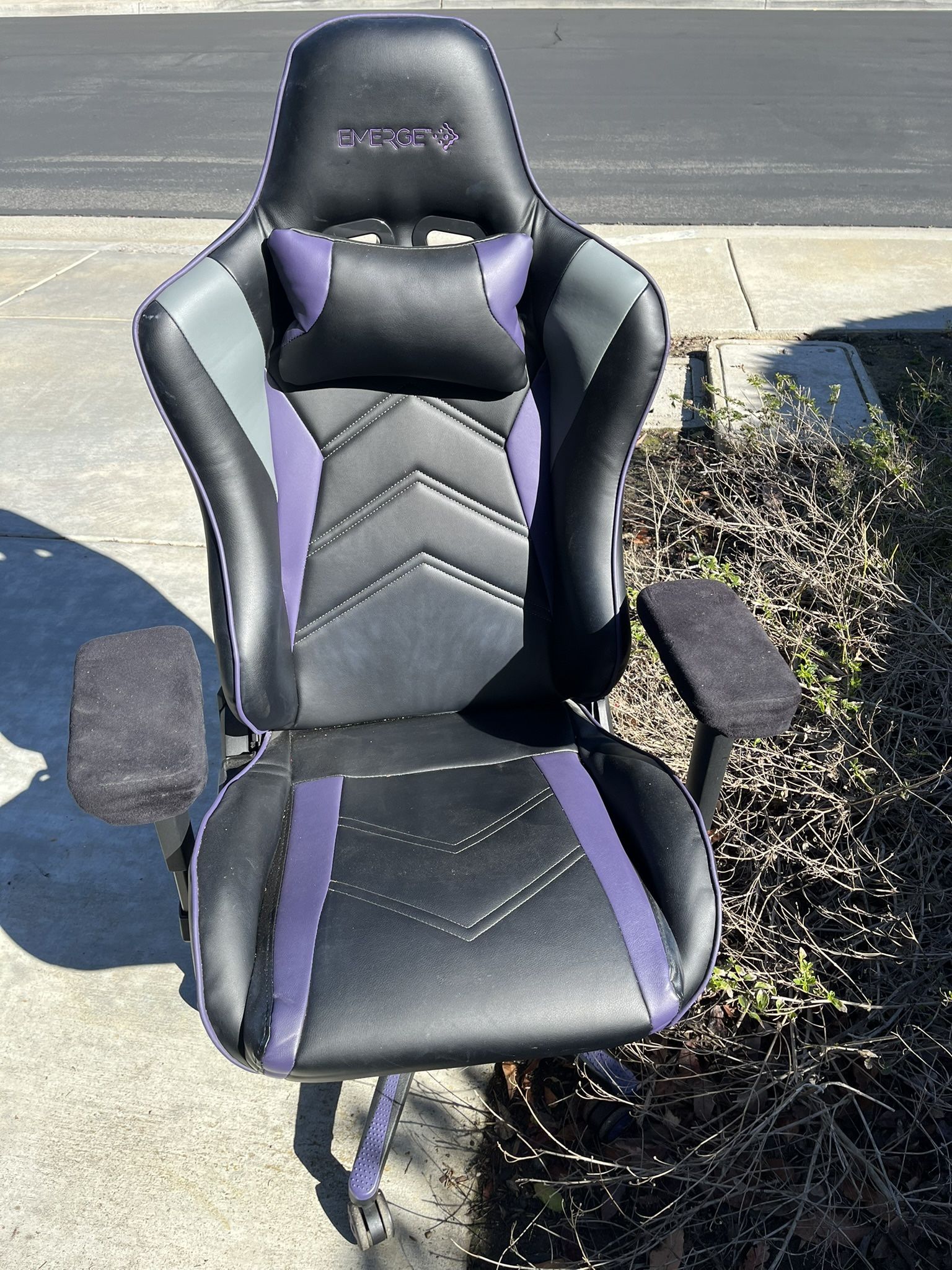 Emerge Gaming Chair