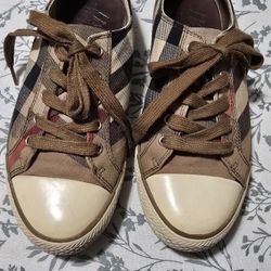 Burberry Sneakers