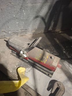Frame machine portable pulling post