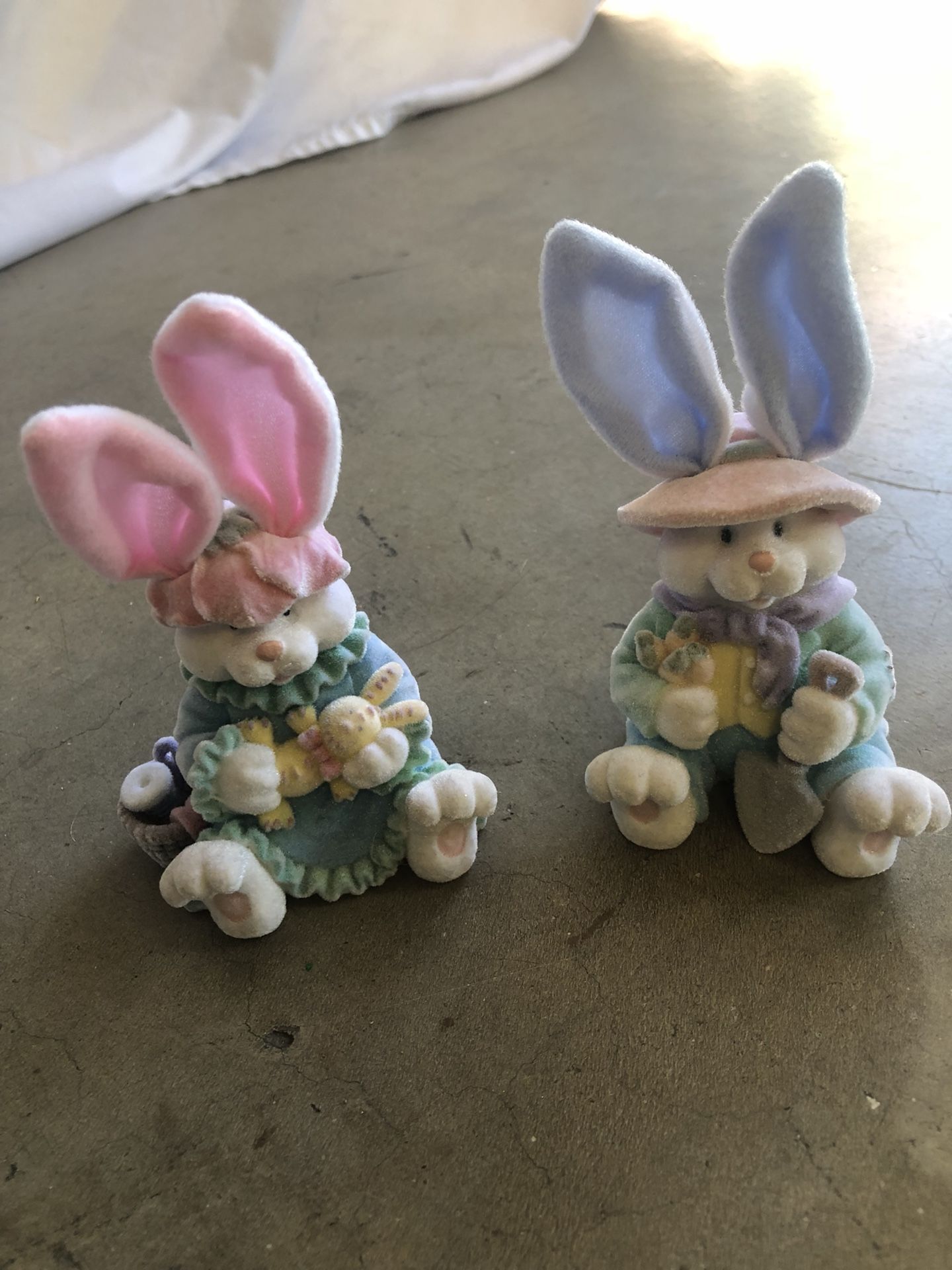 Easter Pair