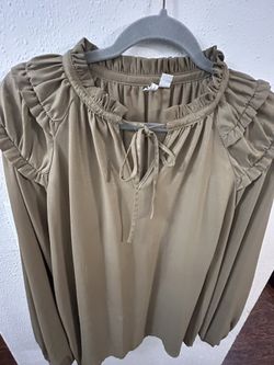 Cato women’s long sleeve tie front ruffled blouse size 18/20