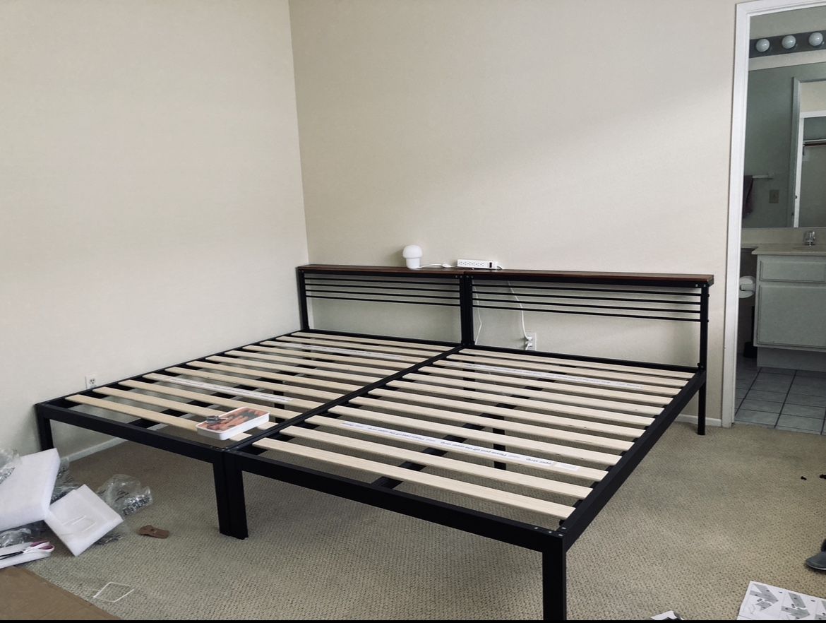 Full Size bed