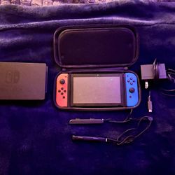 Nintendo Switch 