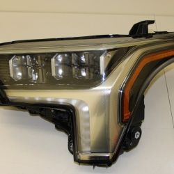 22-23 Toyota Tundra LED w/Automatic leveling Left Side Headlight OEM 811500C260 w/ Module