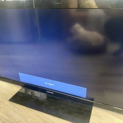 40” TV Flat Screen 