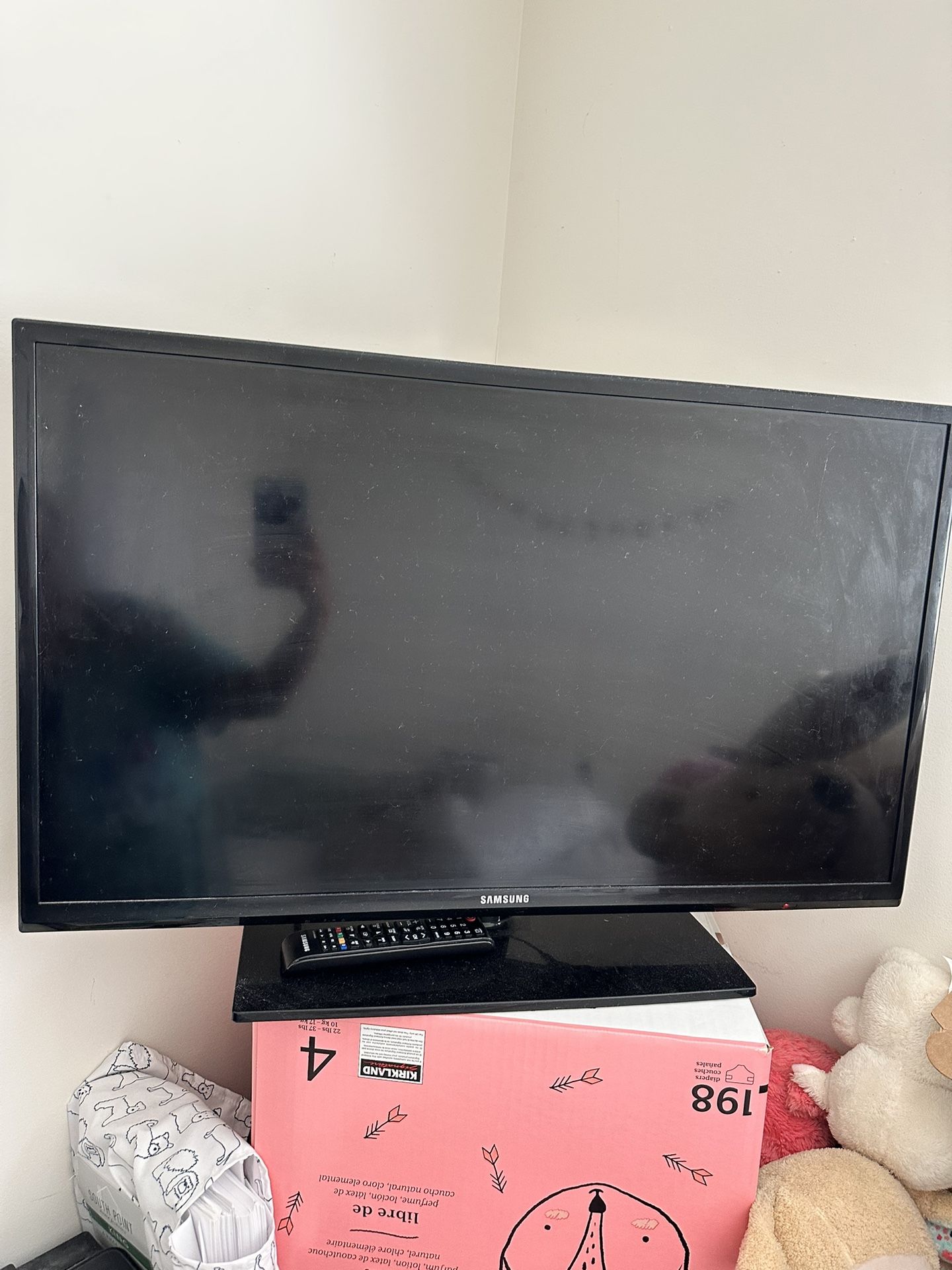 32 Inch Sumsung Tv ( Not Smart tv)