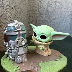 Baby Yoda funkos