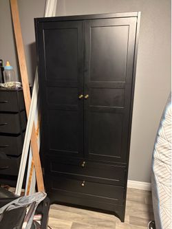 Metal Wadrobe