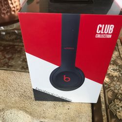 Beats Solo 3 wireless headphones