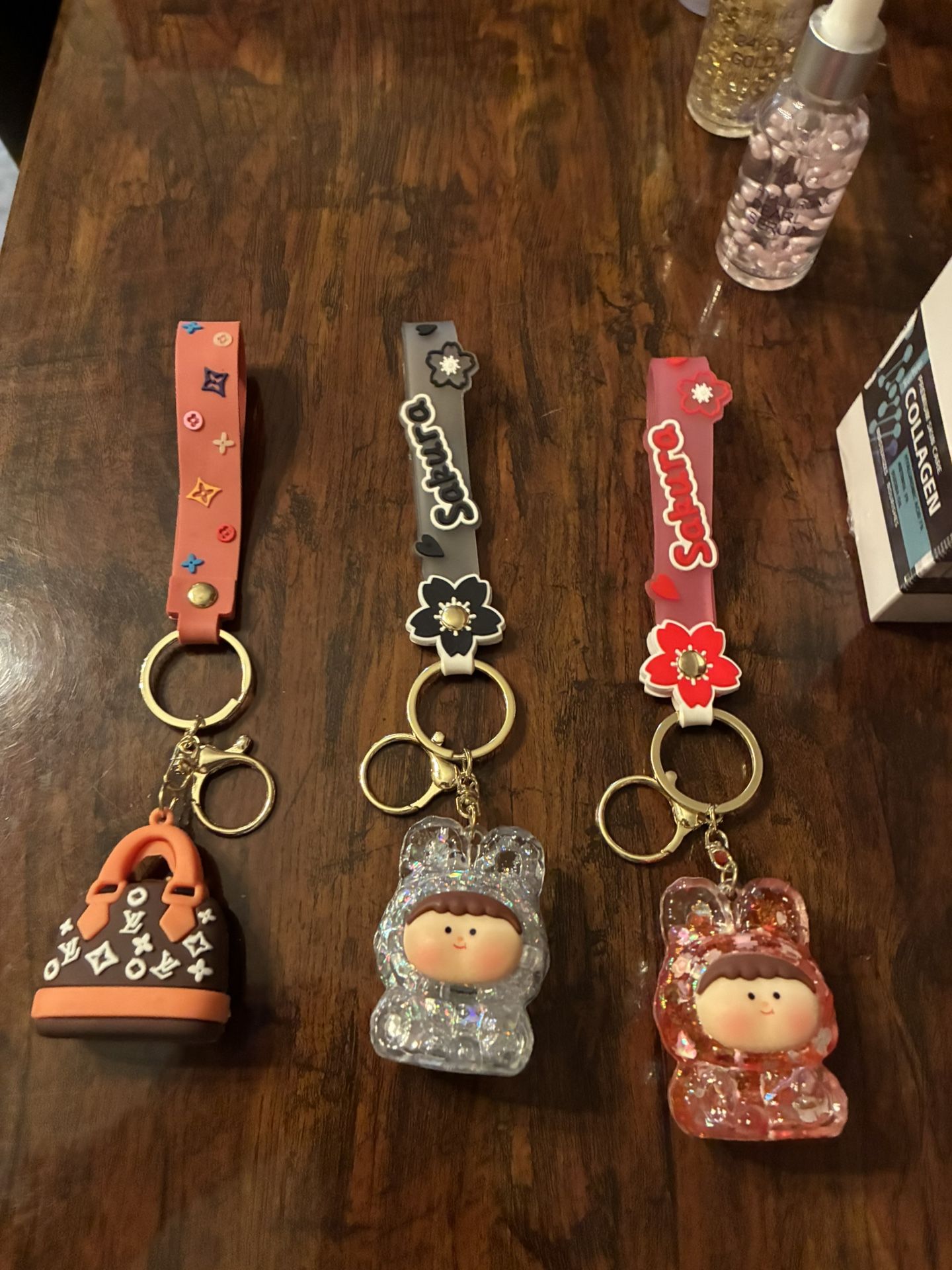 Key Chains .    10 Each 