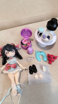 CALEMBOU Jumping Moon Time series doll