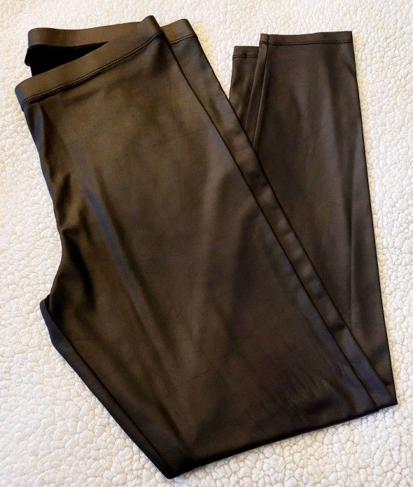 Forever 21 Women's Black Faux Leather Leggings (Plus Size 0X)