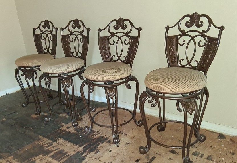 BEAUTIFUL ORNATE SWIVEL BAR CHAIRS