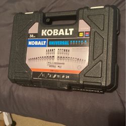 Kobalt 38 Piece Socket And Ratchet Set 