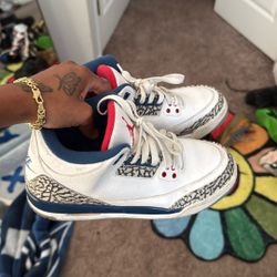 Kids 5.5 Jordan 3s