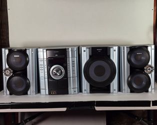 Sony Mini Hi-Fi Component System MHC-GX450 3-CD Changer Subwoofer & 2 Speakers Portable Boom Box Stereo