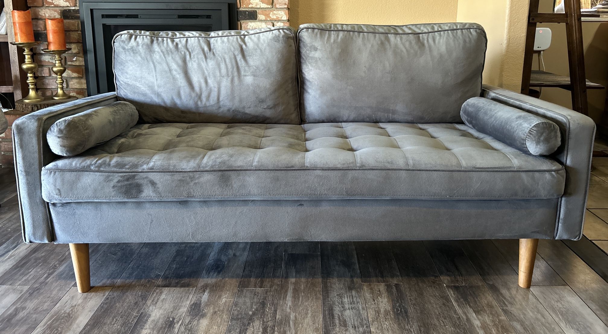 69" Mid-Century Modern Velvet Sofa w/Armrest, Upholstered Couch Loveseat Furniture, Tufted 3-Seater Cushion with 2 Bolster Pillows, Sofa for Bedroom, 