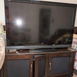Tv Stand /Tv 