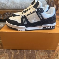 Louis Vuitton Trainers - Black Denim