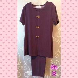 WOMENS 2pc PLUM PURPLE TOP & PANTS SIZE S
