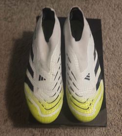 Adidas Predator laceless size 10 World Cup