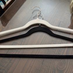 Hangers Velvet 