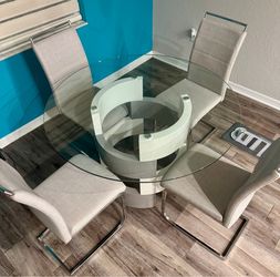 Dining set