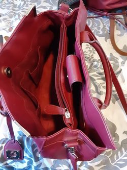 Guess purse