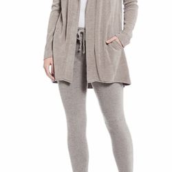 Barefoot Dreams Hoodie Cardigan Size Small Color Beach Rock Brand New