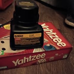 DeWalt 14.4 Battery Charger And Battery