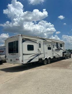 5th wheel camper