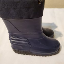 Canadian Kids Show Boots Size 8