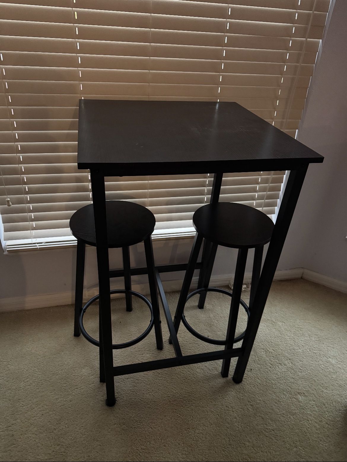 black table with chairs